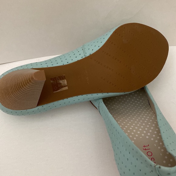 NIB Vida Leve BeSoft Light Blue Leather Heels Made in Brazil - Size (39) US 7 - Picture 8 of 12